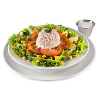 Ensalada Neptuno, lechuga, tomate